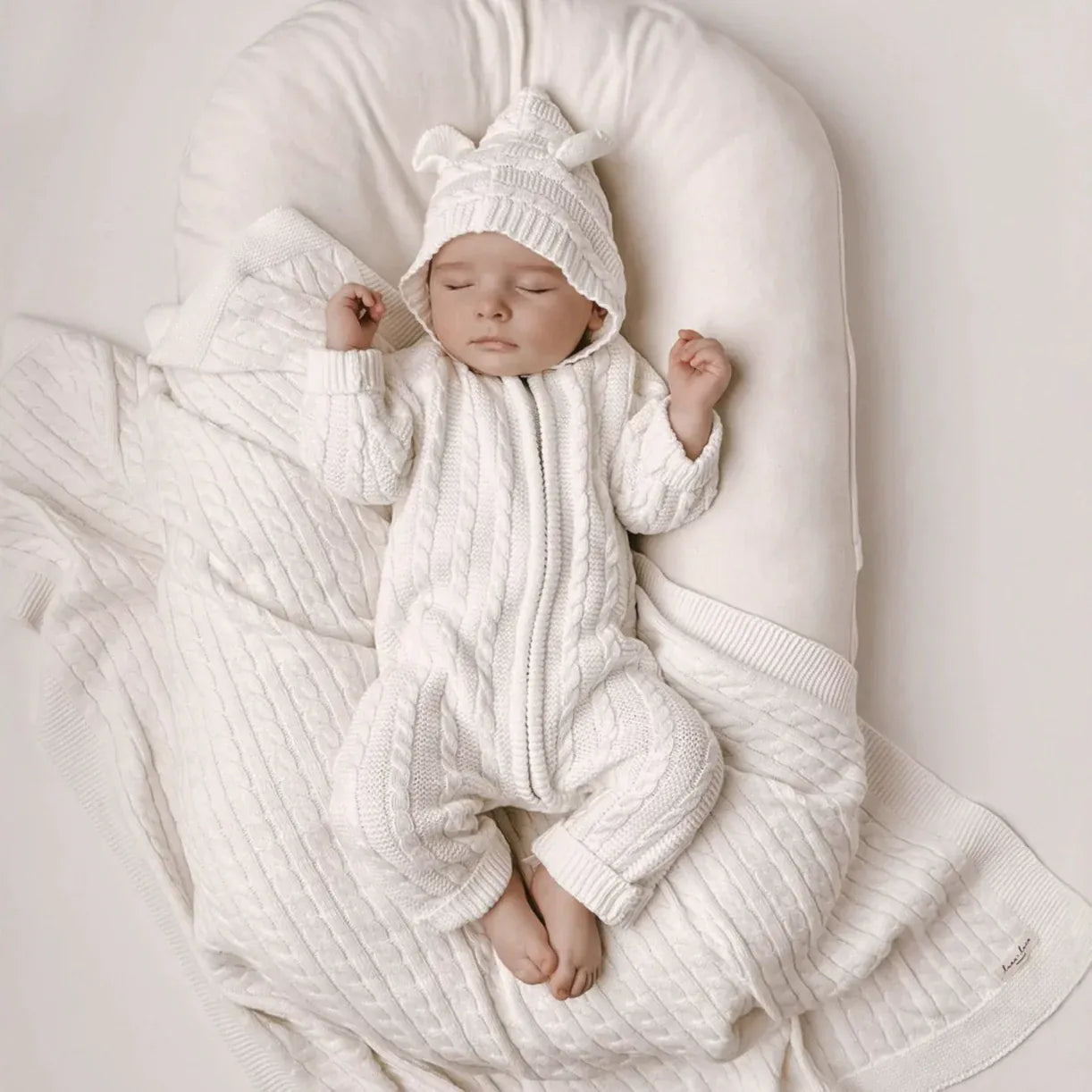 Little Wonders Children's Wear Jumpsuits Hooded Kitted Baby Onsie