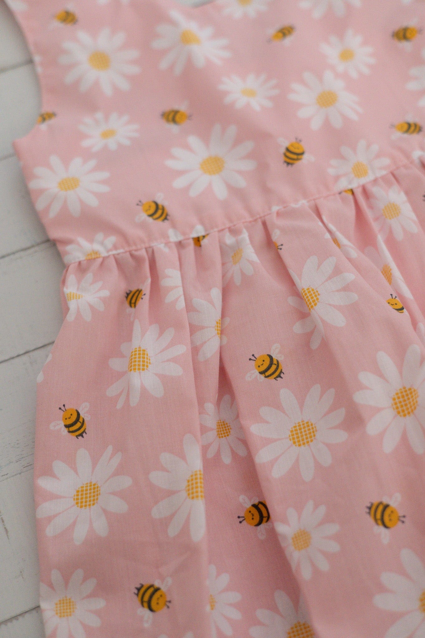 Mirrabooka Kidz Dresses Girl's Pink Daisy & Bee Dress