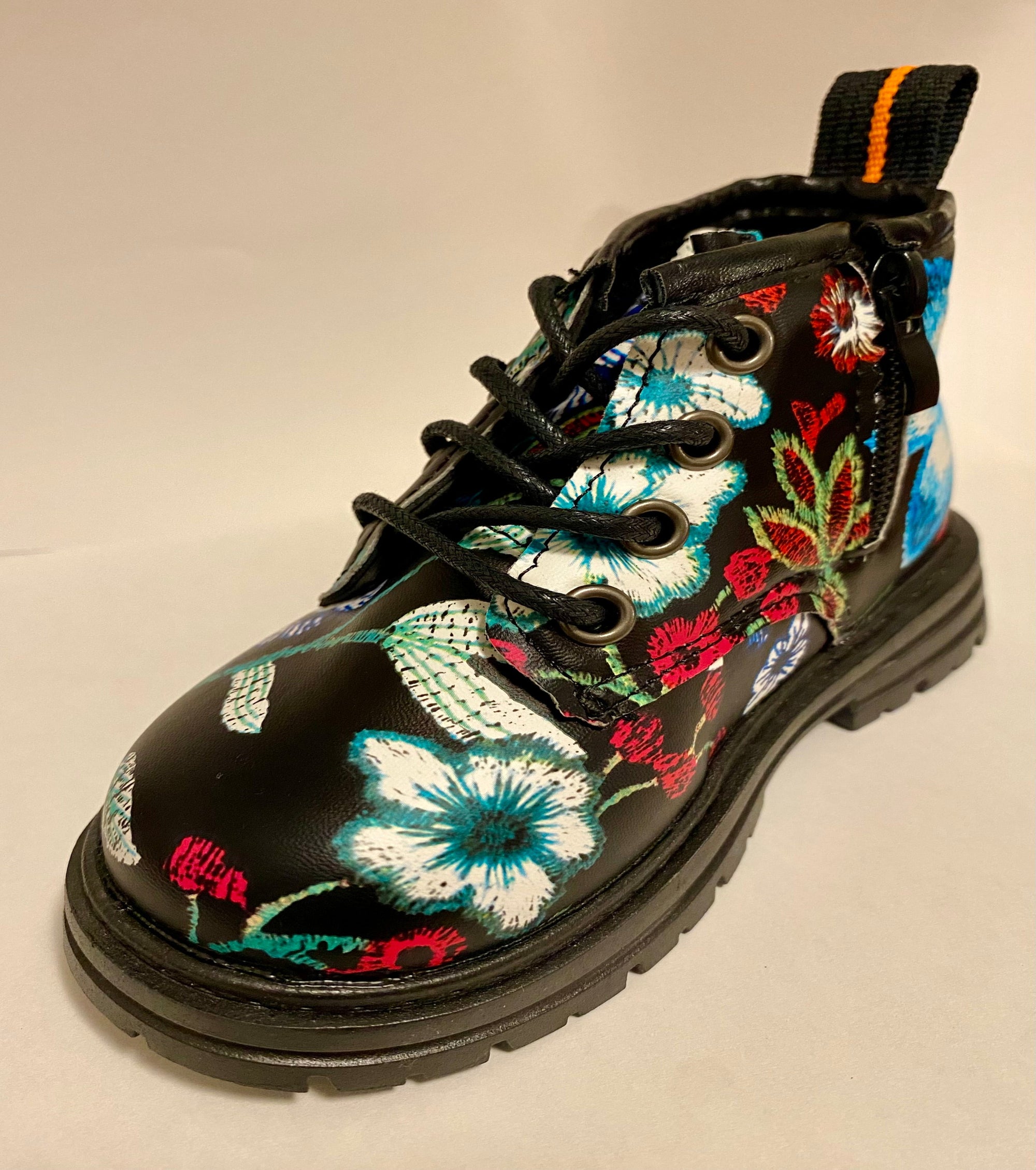 Floral Design Boots (Black)